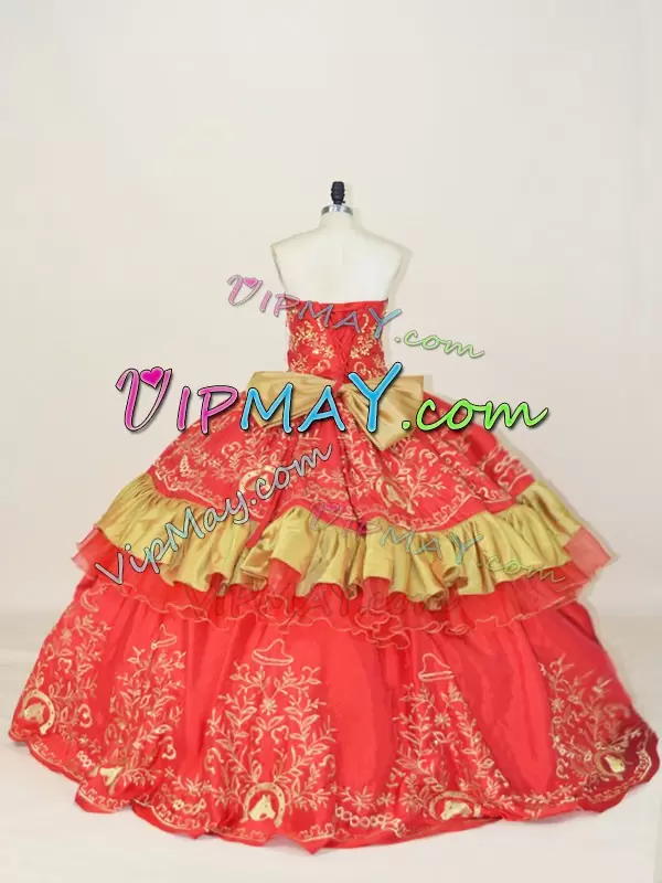 Sweet Sleeveless Floor Length Embroidery and Bowknot Lace Up Sweet 16 Quinceanera Dress with Red