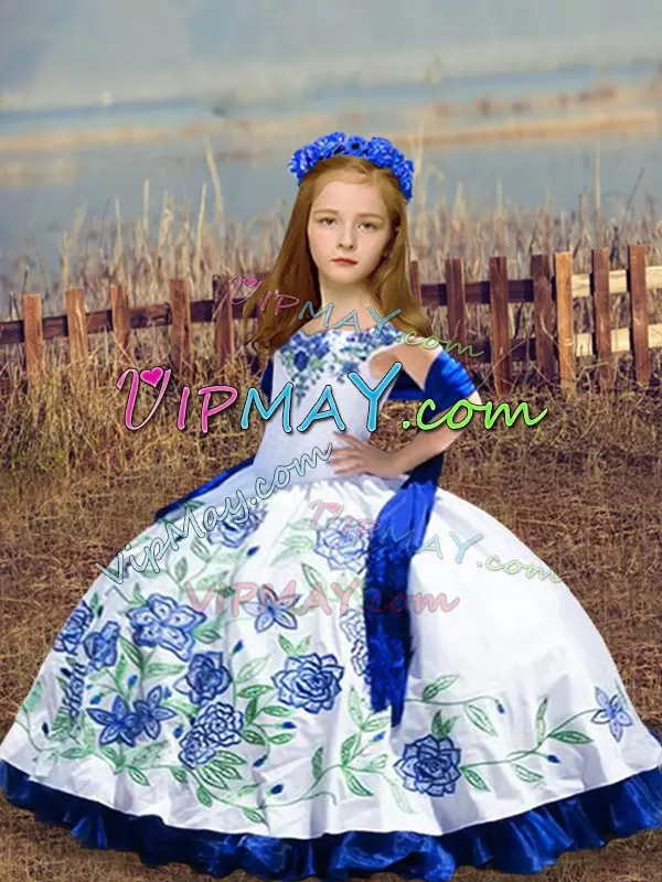 Blue And White Off The Shoulder Lace Up Embroidery and Ruffles Sweet 16 Dresses Sleeveless