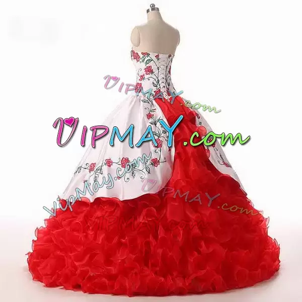 Dynamic Floor Length Ball Gowns Sleeveless White and Red Ball Gown Prom Dress Lace Up