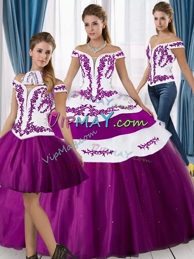 White And Purple Satin and Tulle Lace Up Vestidos de Quinceanera Sleeveless Floor Length Embroidery