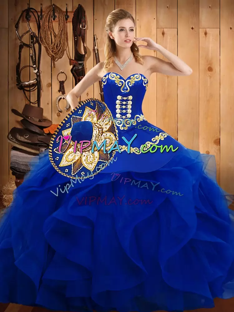 Sweetheart Sleeveless Organza Vestidos de Quinceanera Embroidery and Ruffles Lace Up