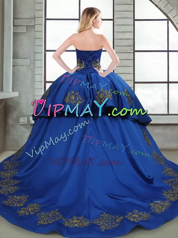 Elegant Sleeveless Beading and Appliques and Embroidery Lace Up 15 Quinceanera Dress with Blue Court Train