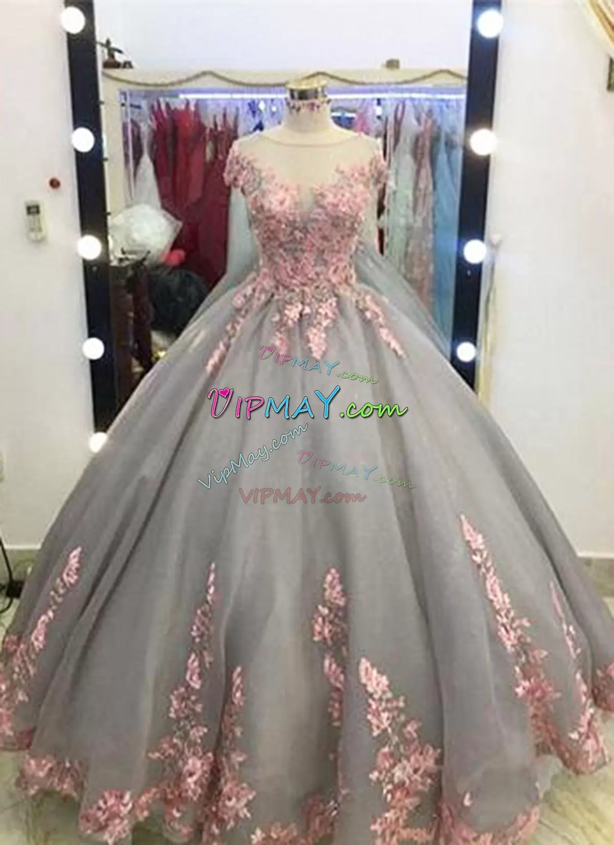 Clearance Grey Tulle Pink 3D Flowers See Through Neck Sweet 16 Quinceanera Dress with Sleeveless Appliques