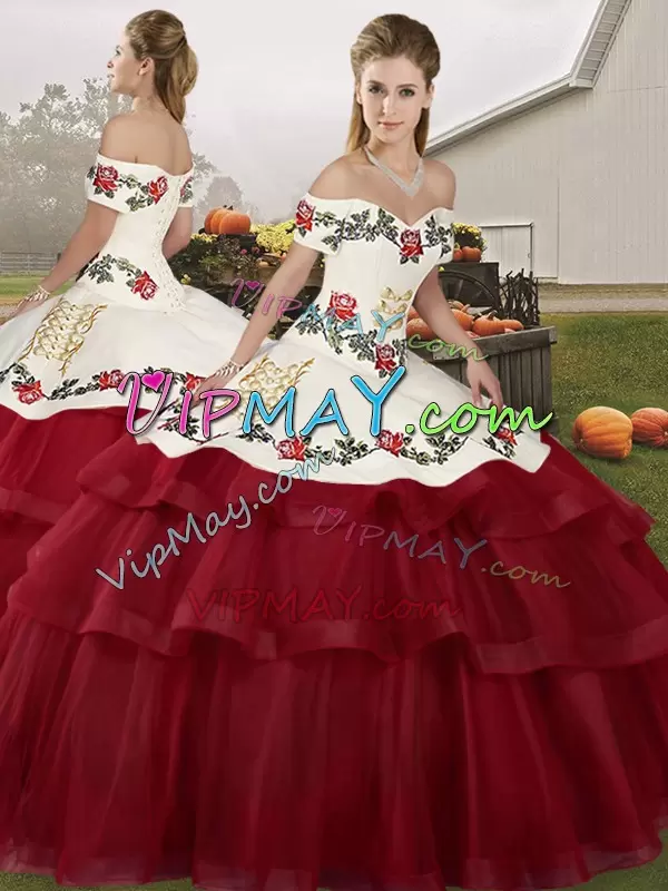 Romantic Wine Red Ball Gowns Embroidery and Ruffled Layers Vestidos de Quinceanera Lace Up Tulle Sleeveless