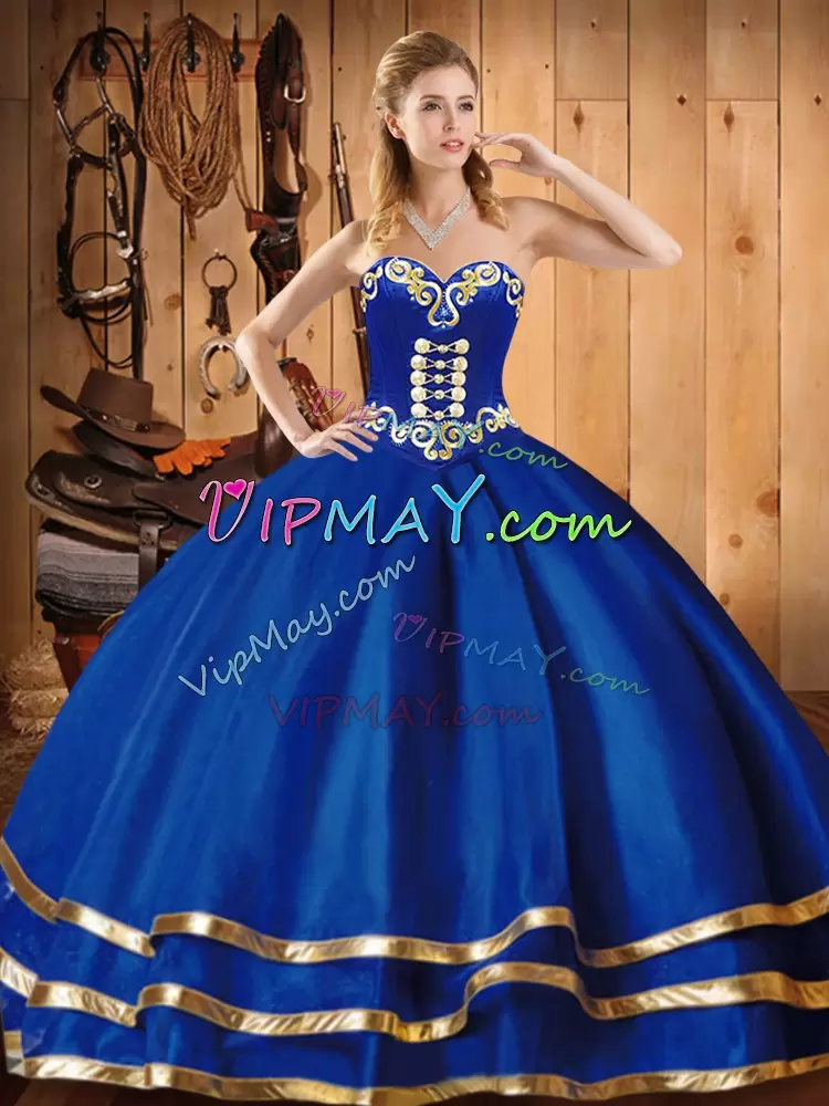 Edgy Sweetheart Sleeveless Organza Quince Ball Gowns Embroidery Lace Up