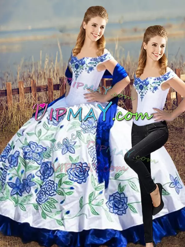 Glorious Sleeveless Satin Floor Length Lace Up Quinceanera Dresses in Blue And White with Embroidery