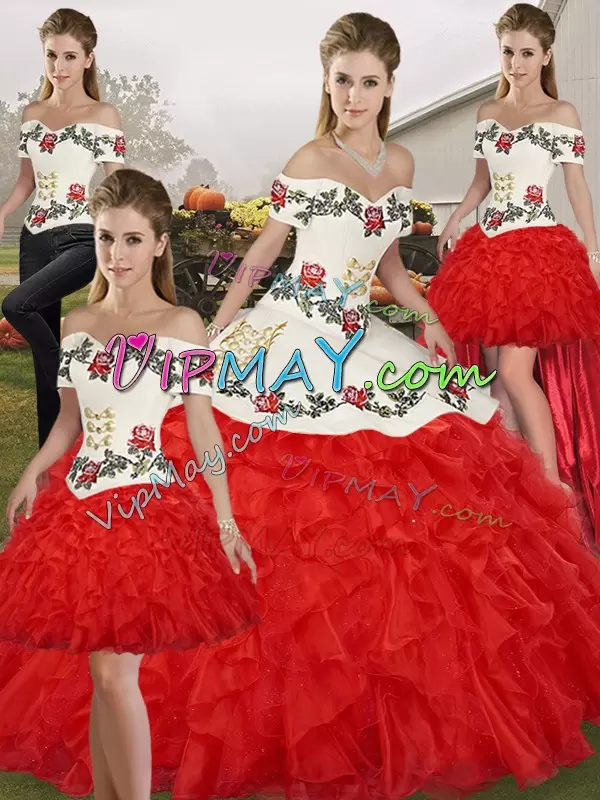 Glamorous Ball Gowns Quinceanera Dresses White And Red Off The Shoulder Organza Sleeveless Floor Length Lace Up