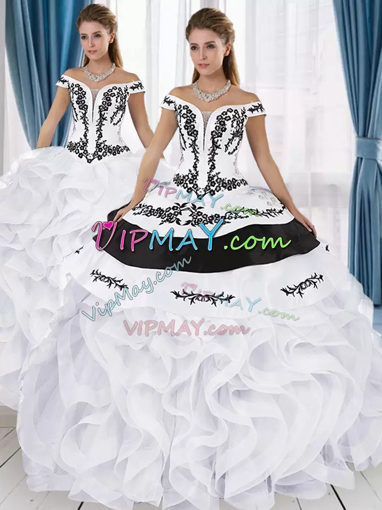 Classical White And Black Off The Shoulder Lace Up Embroidery and Ruffles Vestidos de Quinceanera Short Sleeves