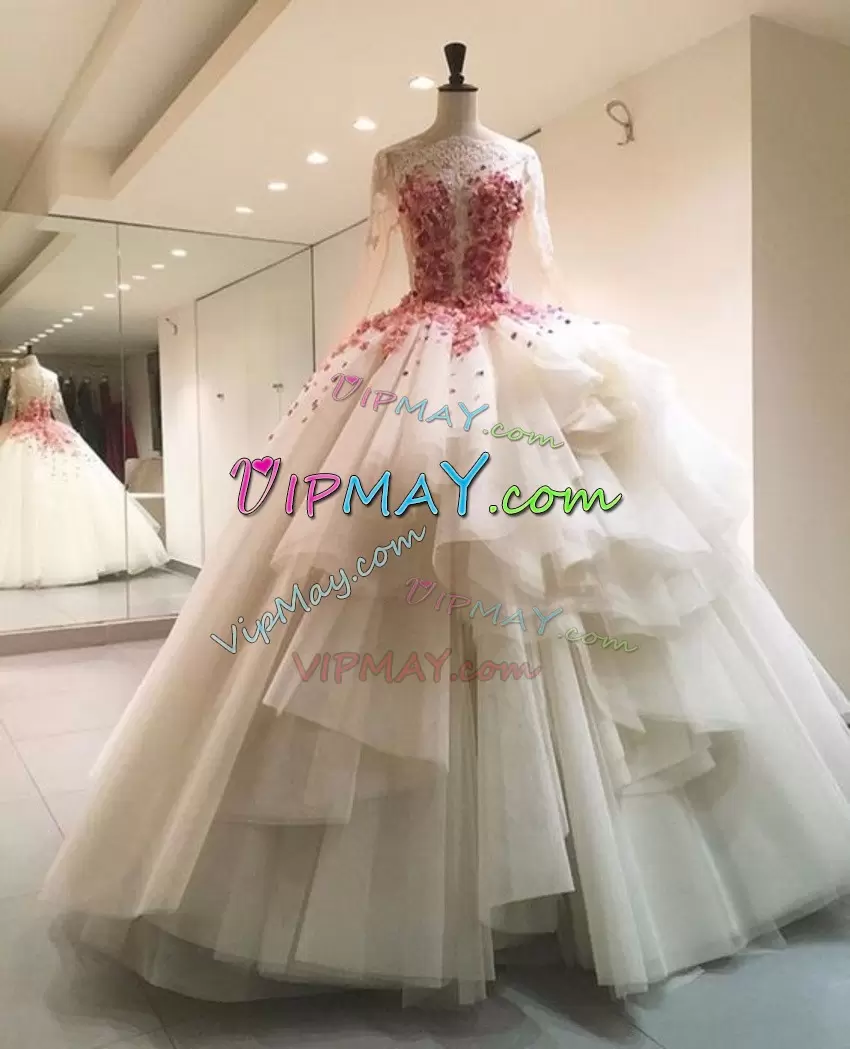 Vintage White Long Sleeves Beading and Appliques Tulle Skirt Quinceanera Gown