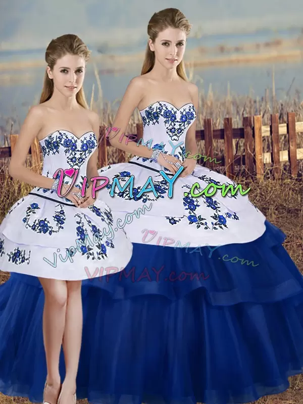 Embroidery and Bowknot Sweet 16 Dress Royal Blue Lace Up Sleeveless Floor Length