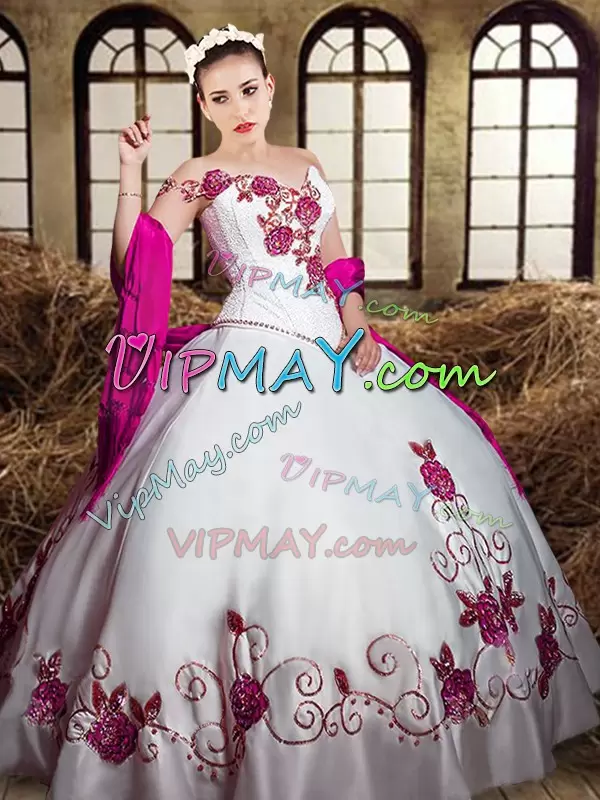Glittering Sleeveless Sweetheart Lace Up Floor Length Embroidery Quinceanera Gowns Sweetheart