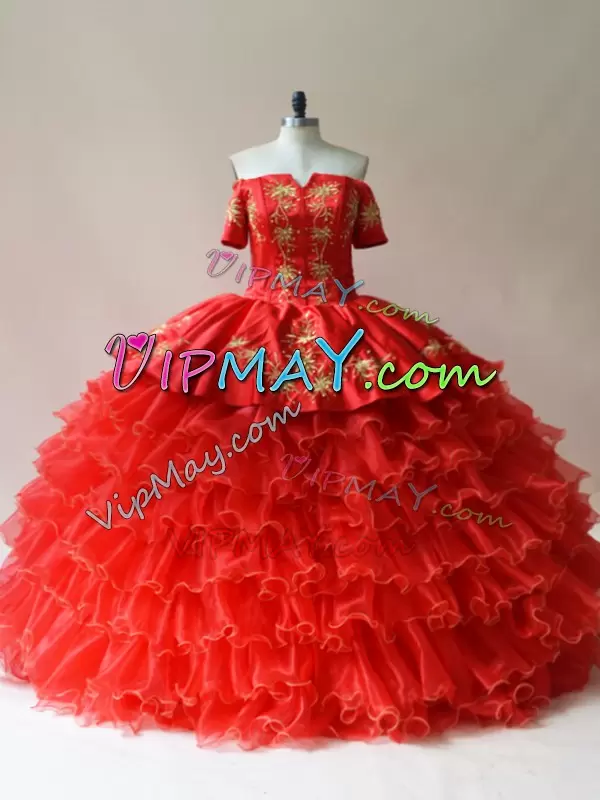 High Quality Red Quince Dress Embroidery and Ruffled Layers with Short Sleeves Poofy Skirt