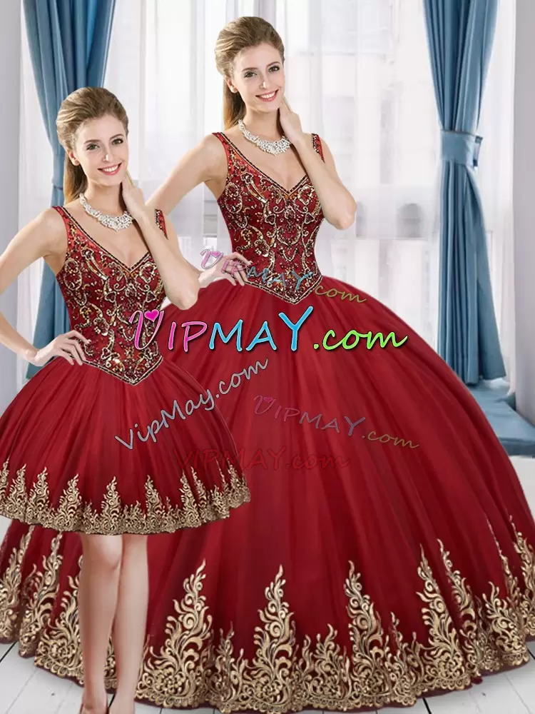 Custom Designed Sleeveless Floor Length Beading and Embroidery Lace Up Vestidos de Quinceanera with Red