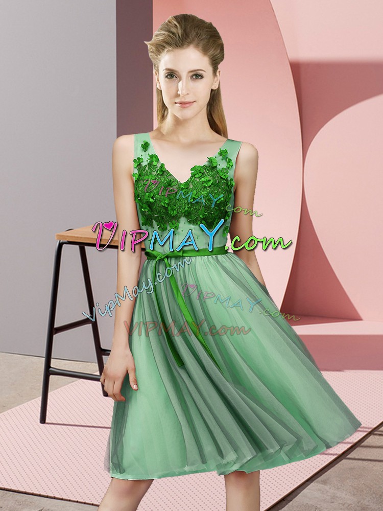 Knee Length Lace Up Bridesmaid Dress Green for Wedding Party with Appliques