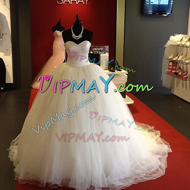 Cheap White Sleeveless Sweep Train Ruching Wedding Dresses