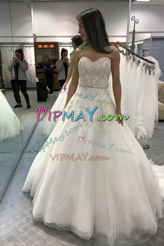 Low Price White A-line Tulle Sweetheart Sleeveless Beading and Appliques Lace Up Wedding Gown Sweep Train