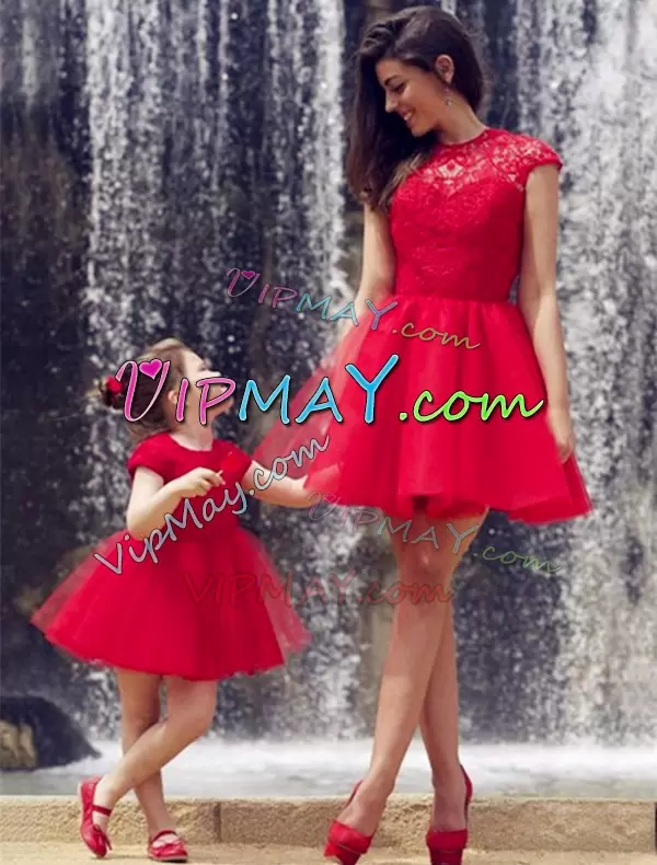 Noble Mini Length Zipper Bridesmaid Gown Red for Prom and Party and Beach and Wedding Party with Lace