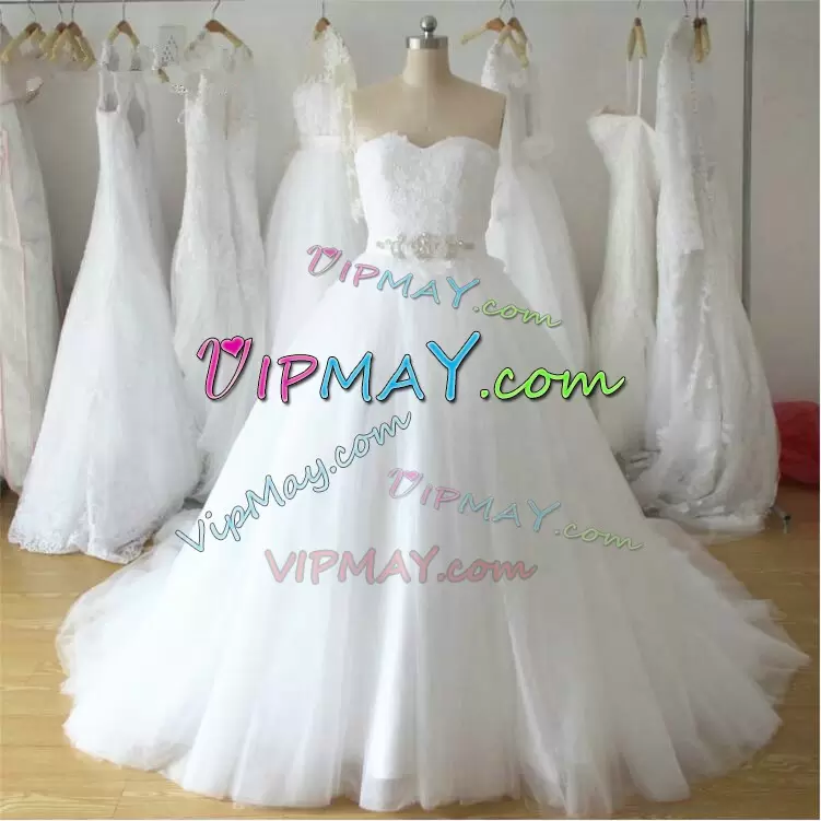 Edgy Tulle Sweetheart Sleeveless Sweep Train Lace Up Beading Wedding Gowns in White