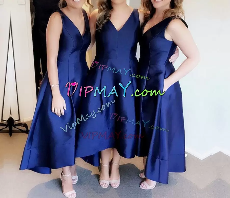 Inexpensive Royal Blue V-neck Lace Up Ruching Wedding Party Dress Sleeveless