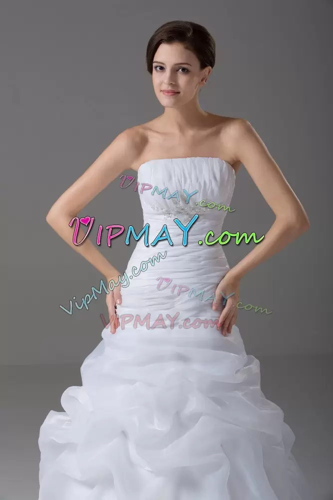 organza bottom wedding dress,wedding dress with organza skirt,sleeveless wedding gown,wedding dress with pick up skirts,simple wedding dress under 200,