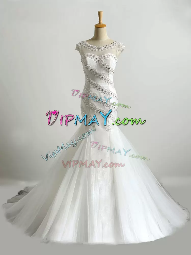 Best Selling White Cap Sleeves Tulle Brush Train Lace Up Wedding Gown for Beach and Wedding Party