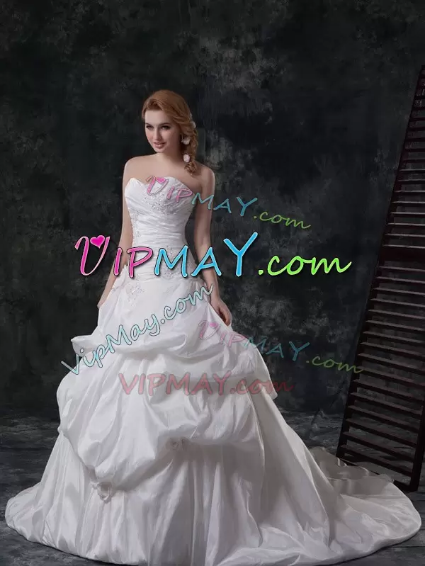 Ideal Brush Train A-line Wedding Gowns White Sweetheart Taffeta Sleeveless With Train Lace Up