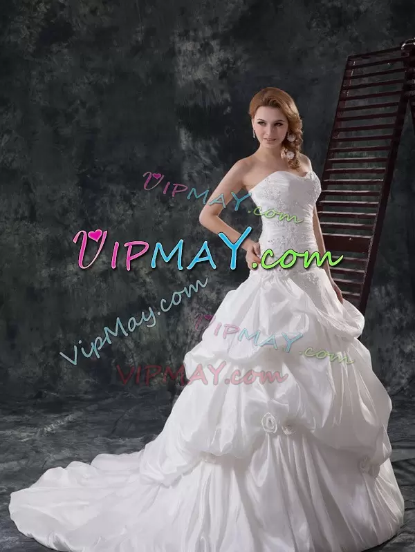 Ideal Brush Train A-line Wedding Gowns White Sweetheart Taffeta Sleeveless With Train Lace Up