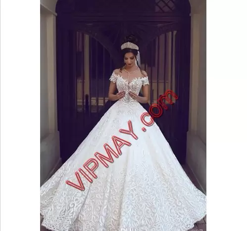 White A-line Embroidery Wedding Gown Zipper Satin Short Sleeves