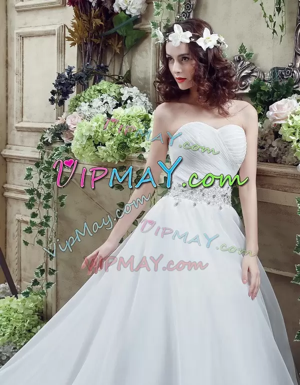 Eye-catching White A-line Organza Sweetheart Sleeveless Beading Lace Up Wedding Dresses Court Train