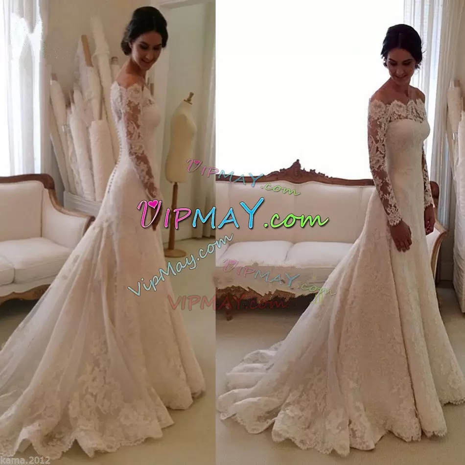 Luxury White Wedding Gowns Beach and Wedding Party with Lace and Appliques Scalloped Long Sleeves Brush Train Clasp Handle