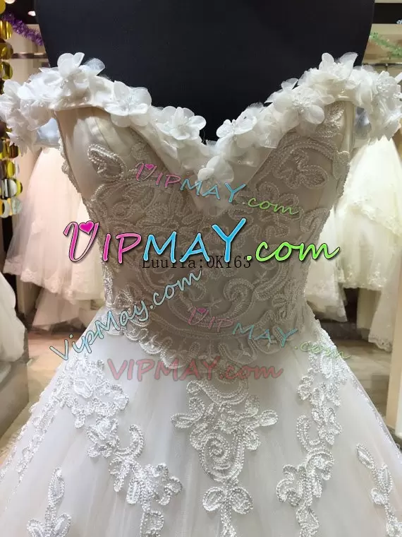 Admirable White Lace Up Wedding Gowns Appliques Sleeveless Sweep Train