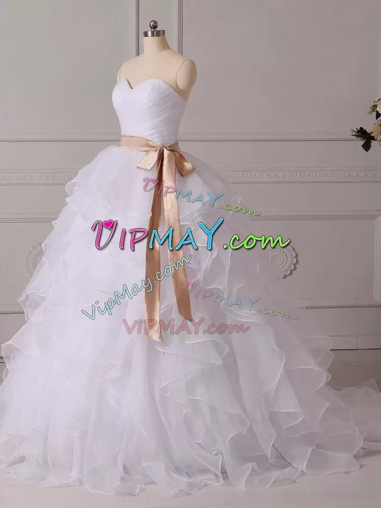 Brush Train A-line Celebrity Evening Dresses White Sweetheart Organza Sleeveless Lace Up