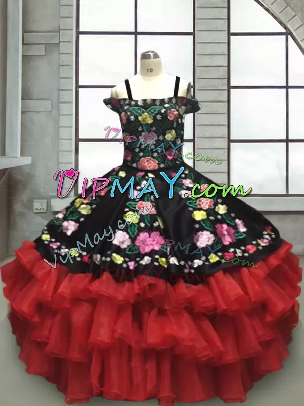 mini quinceanera dress,mexico mini quinceanera dress,off the shoulder pageant dress for girls,floral embroidery little girl pageant dress,ruffled little girl pageant dress,little girl pageant dress with straps,