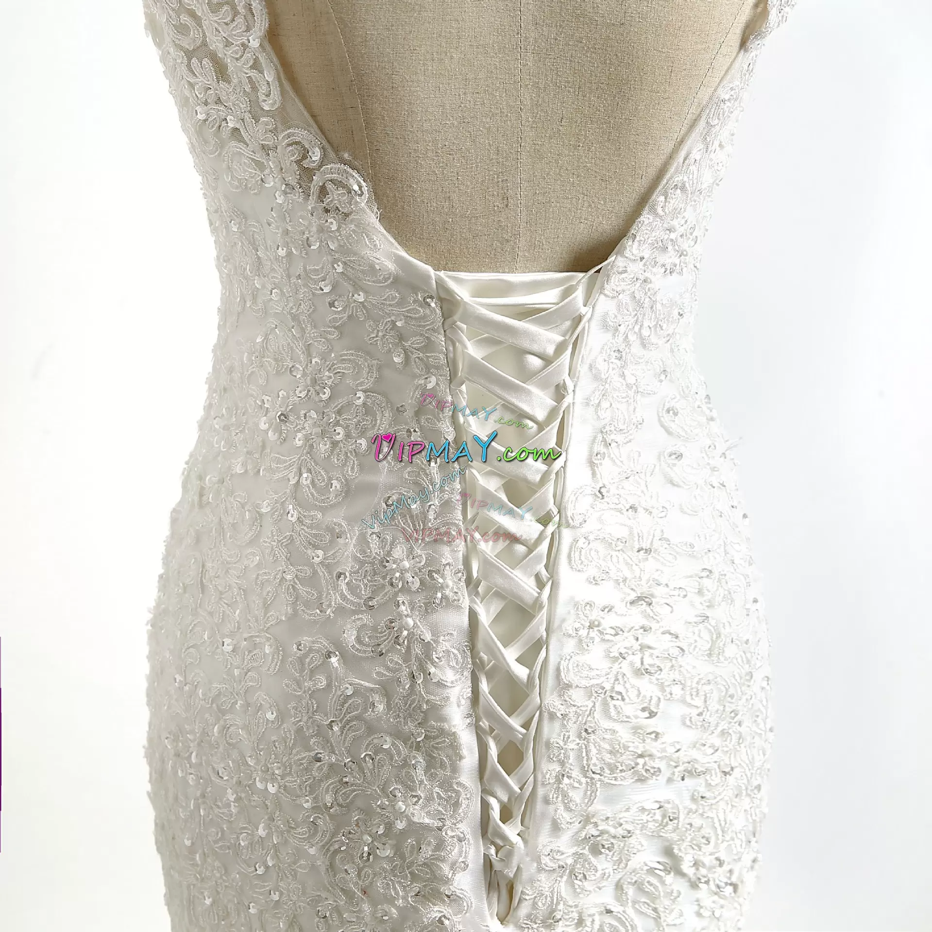 White V-neck Neckline Lace Wedding Dress Sleeveless Lace Up