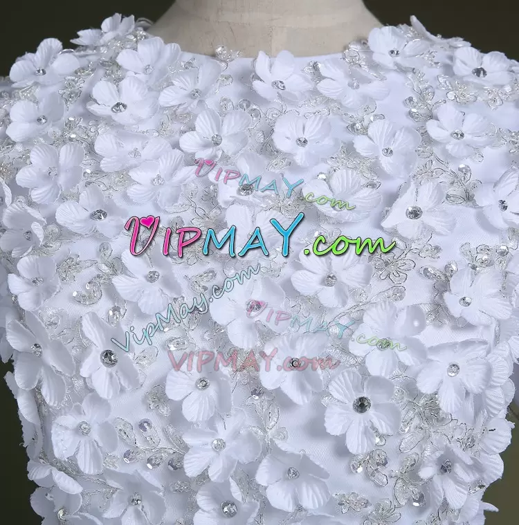 Discount White A-line Scoop Long Sleeves Tulle With Train Court Train Zipper Beading and Appliques and Hand Made Flower Wedding Gown