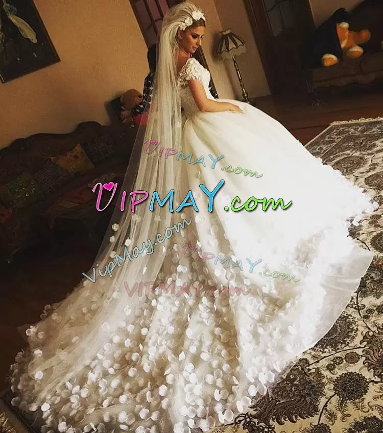 Custom Design Ball Gowns Cap Sleeves White Wedding Gowns Chapel Train Lace Up