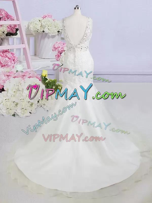 Shining Beading and Appliques Wedding Dresses White Backless Sleeveless With Brush Train