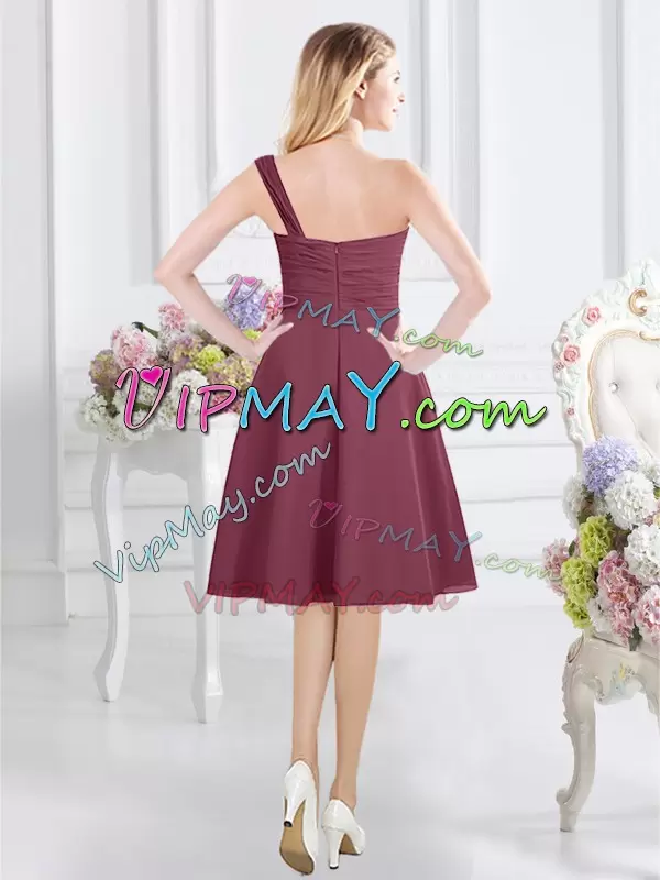 Custom Designed Burgundy Sleeveless Knee Length Ruching Zipper Bridesmaids Dress One Shoulder