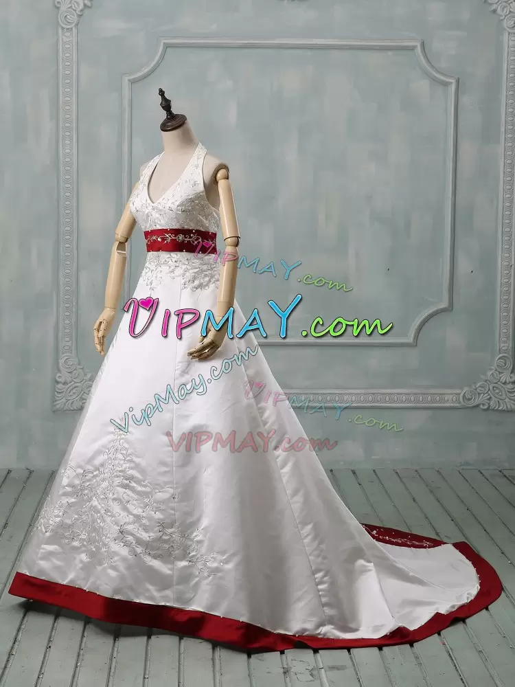 Modern White Ball Gowns Beading and Embroidery Wedding Dress Lace Up Satin Sleeveless