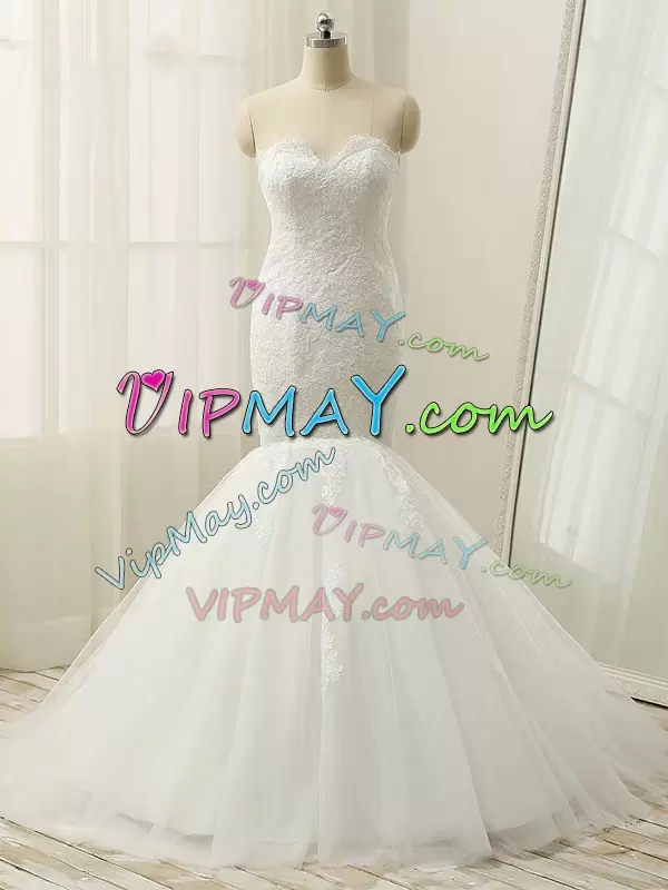 Fashionable White Wedding Gowns Wedding Party with Lace Sweetheart Sleeveless Brush Train Zipper