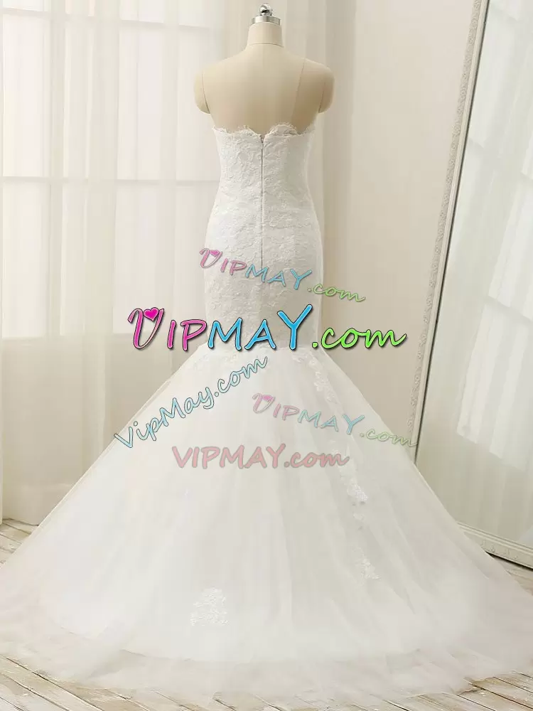 Fashionable White Wedding Gowns Wedding Party with Lace Sweetheart Sleeveless Brush Train Zipper