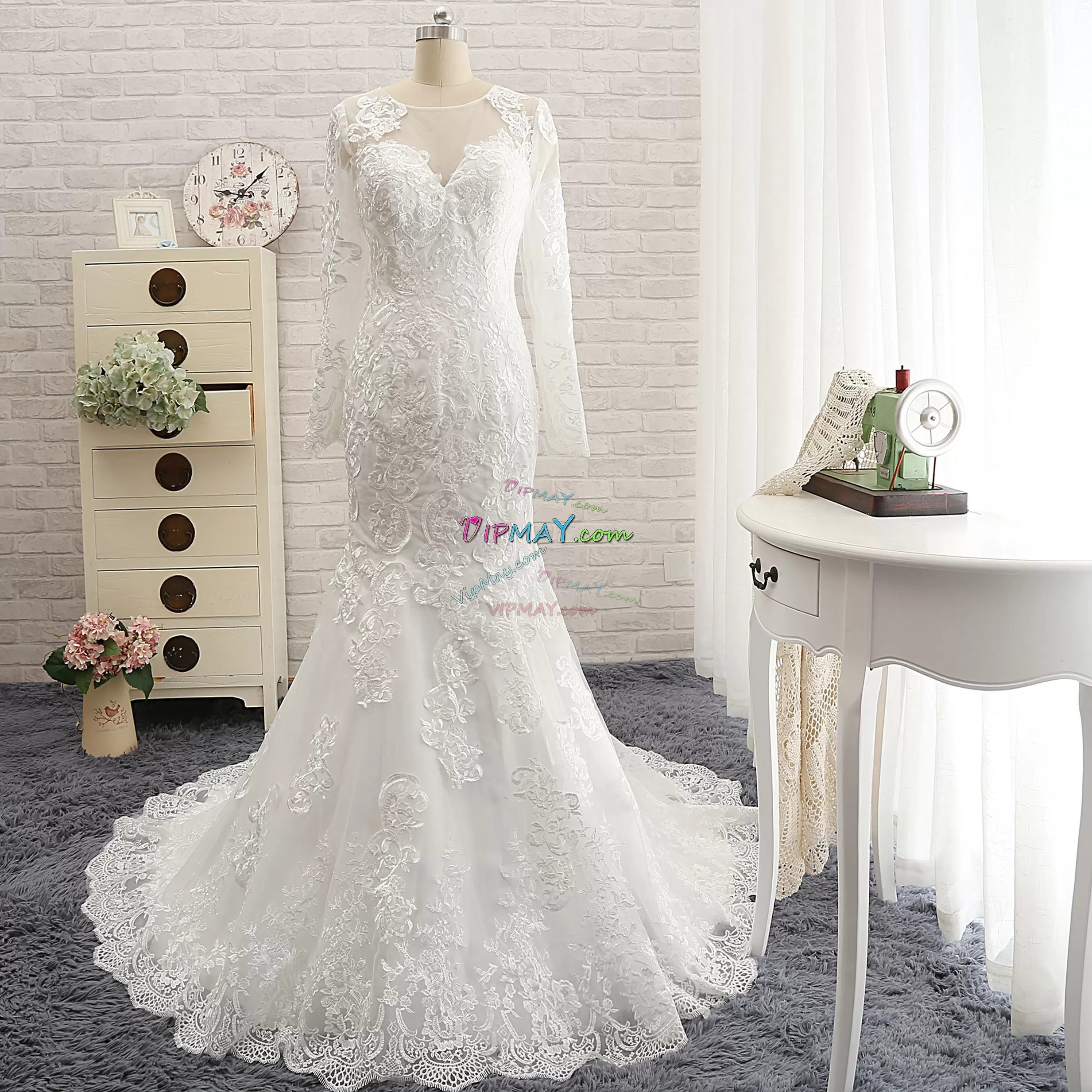 Super With Train Mermaid Long Sleeves White Wedding Dress Court Train Clasp Handle