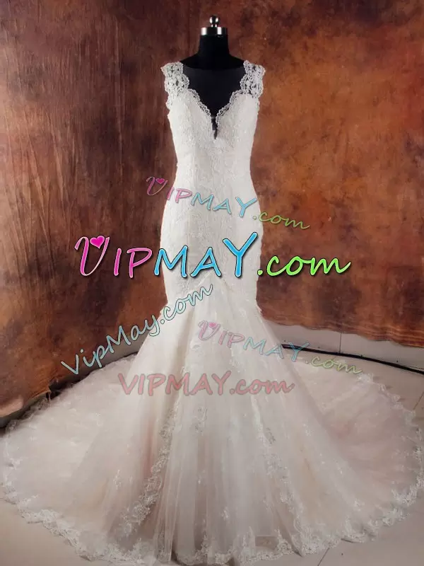 White Wedding Dress Wedding Party with Beading and Lace V-neck Sleeveless Court Train Side Zipper