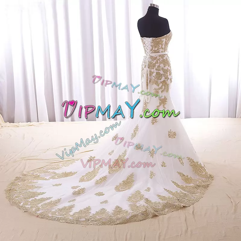 White Sleeveless Tulle Court Train Lace Up Wedding Gowns for Wedding Party