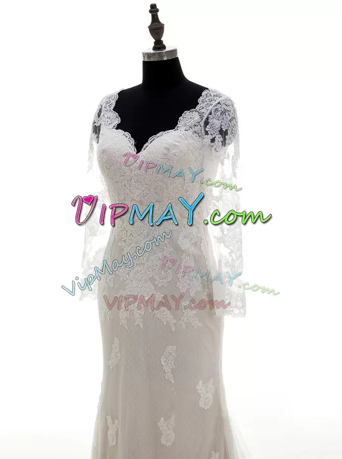 Lace and Appliques Wedding Dress White Clasp Handle 3 4 Length Sleeve With Train Court Train