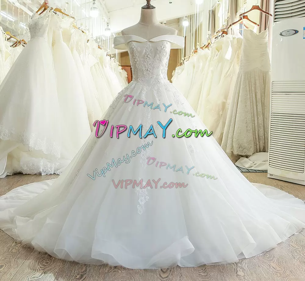 White Cap Sleeves Tulle Court Train Lace Up Celeb Inspired Gowns for Wedding Party