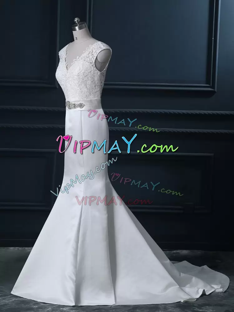 Modern White Backless Wedding Gown Beading and Lace Sleeveless Brush Train