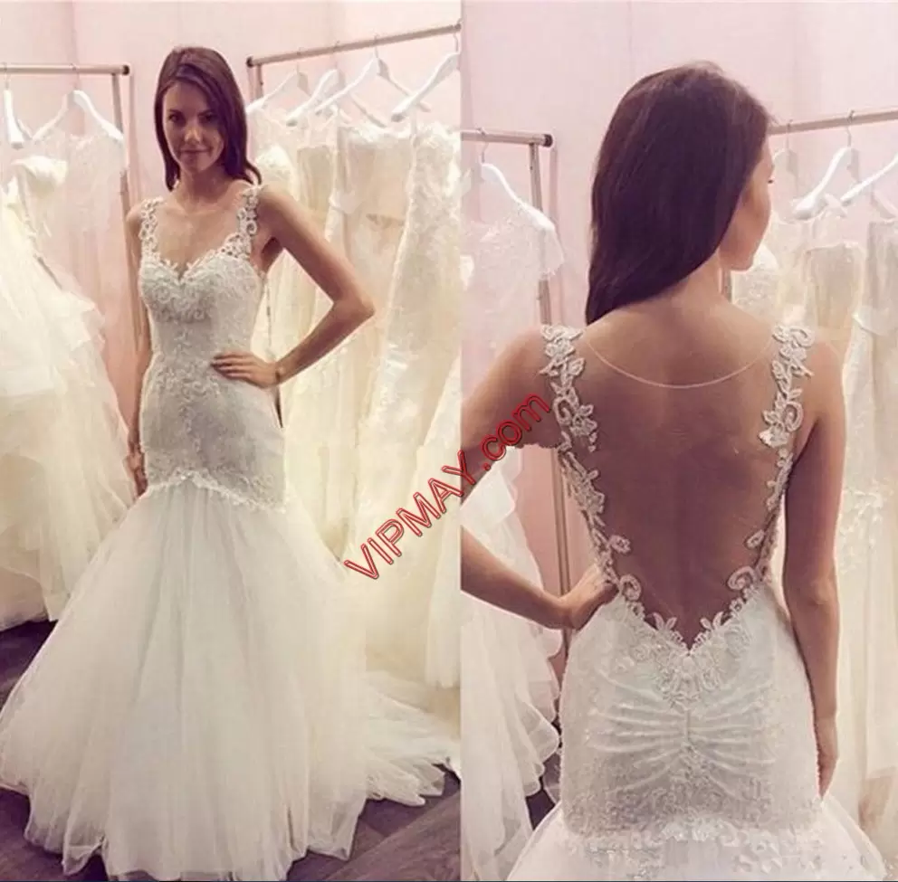 White Sweetheart Neckline Appliques Bridal Gown Sleeveless Backless