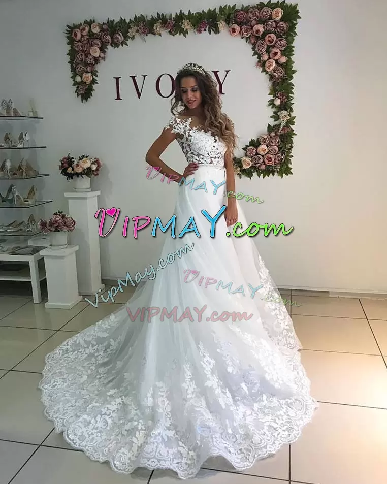 White Tulle Zipper V-neck Sleeveless Wedding Dress Sweep Train Appliques