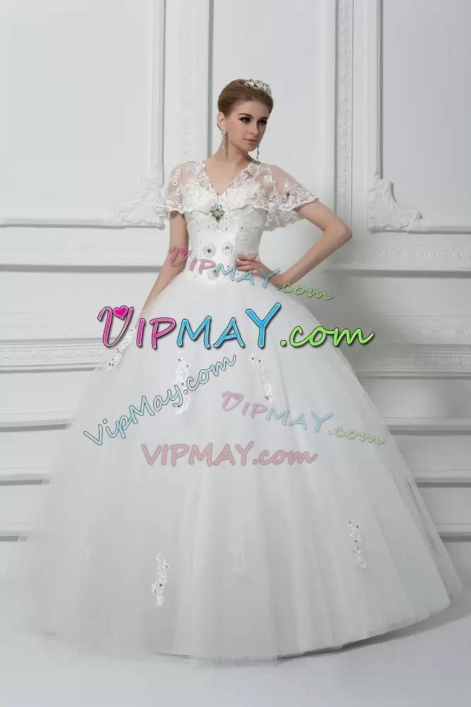 Great White Ball Gowns Beading and Appliques Wedding Gown Lace Up Tulle Short Sleeves Floor Length